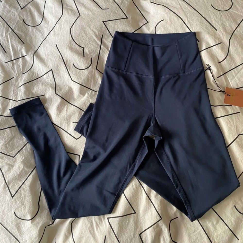 Girlfriend Collective Float Ultralight Leggings in Midnight Small